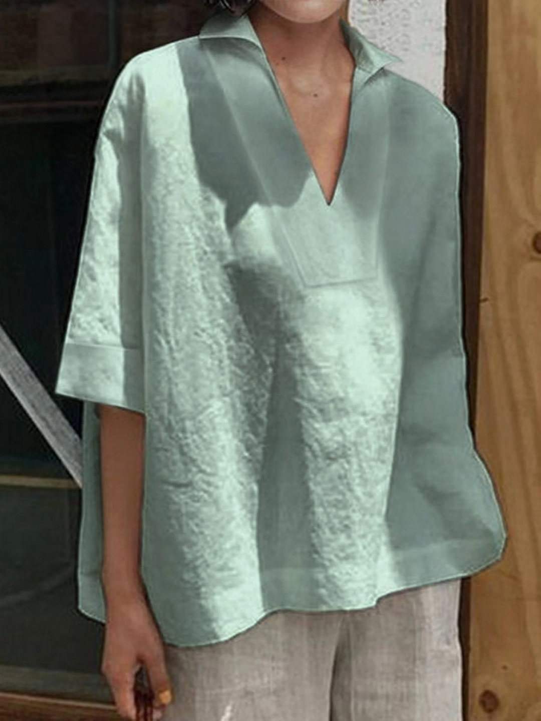 Xanthe | Women's blouse with three-quarter sleeves, relaxed fit, and plain V-neck