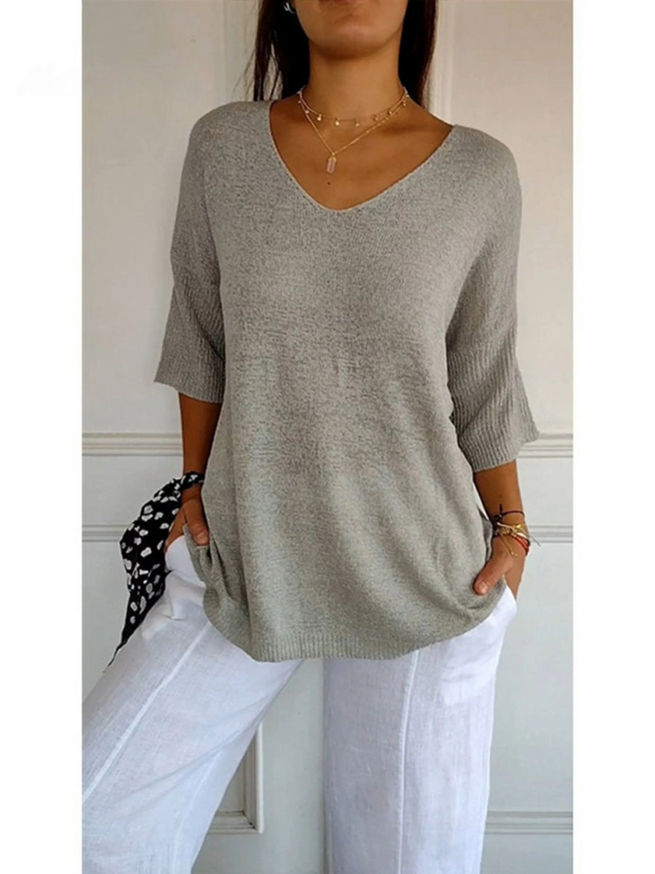 Rosalind | Elegant solid color knitted 3/4 sleeve V-neck top