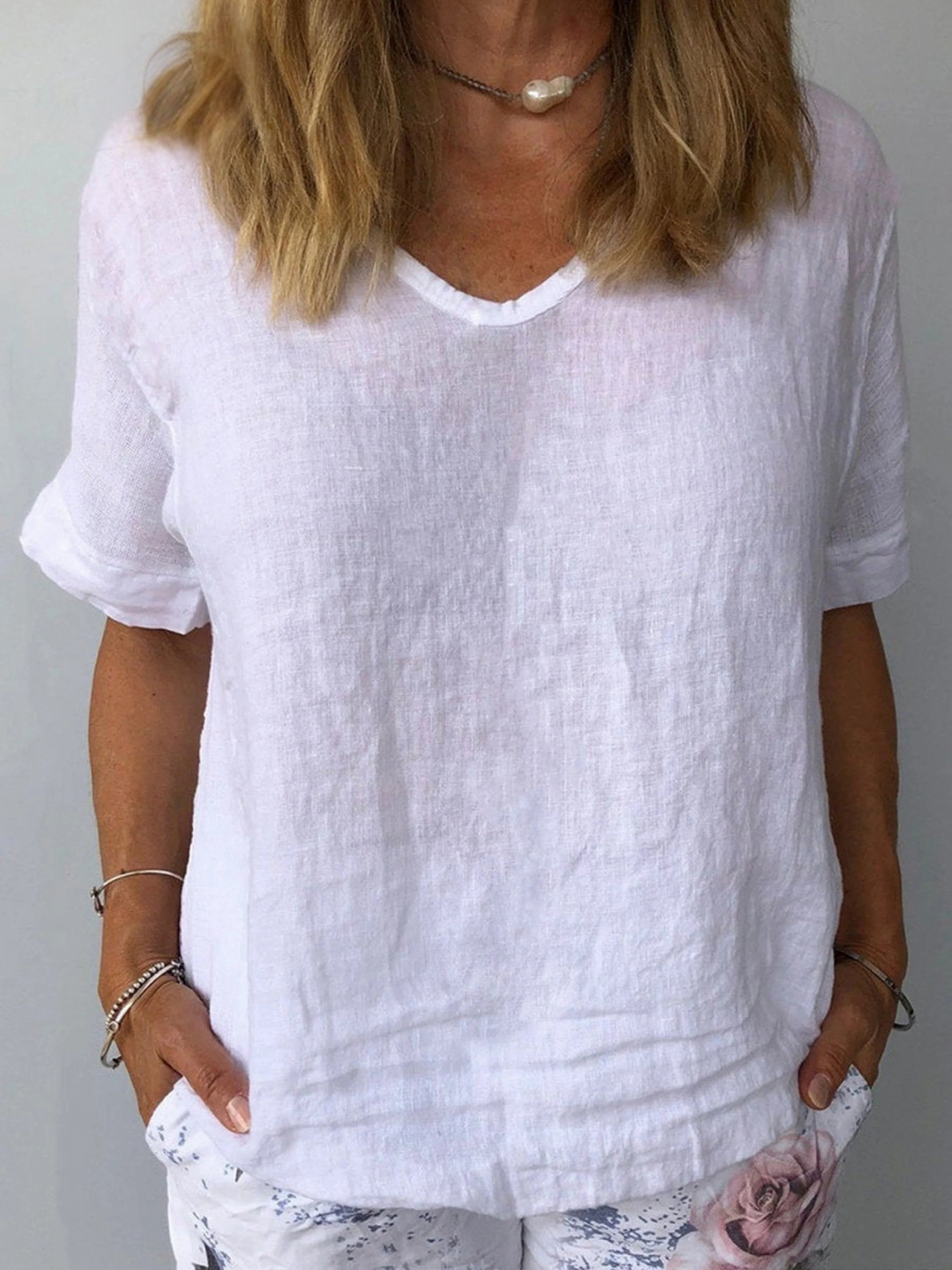 Clara | Casual tops for elegant women