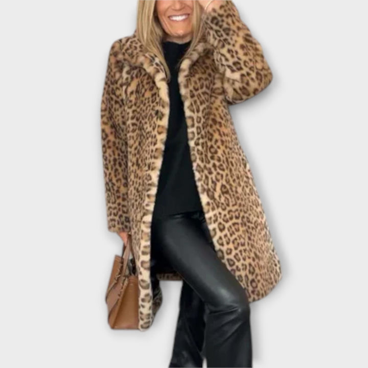 Elysia - The Leopard Coat