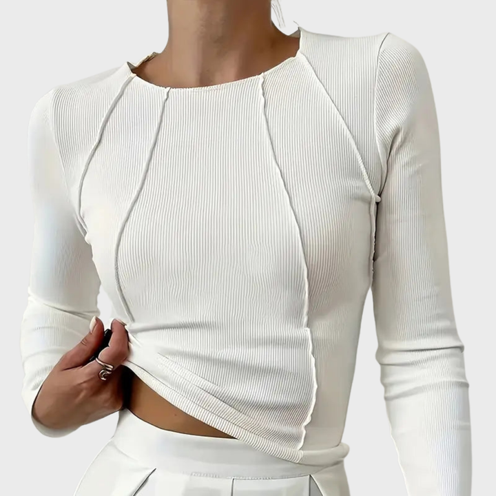 Verity | Trendy Slim-Fit Ribbed Top for a Chic Look