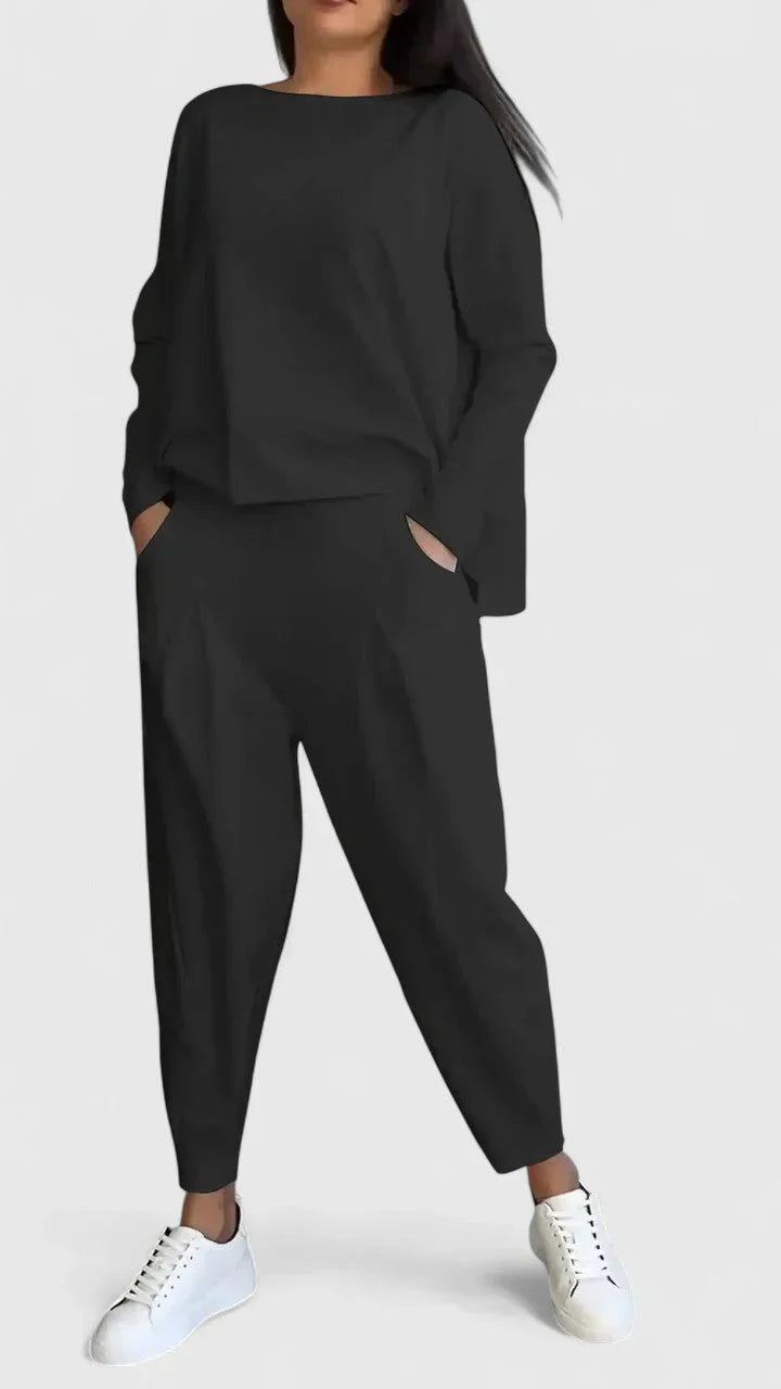 Ingrid | Comfortable and Elegant 2-Piece Outfit