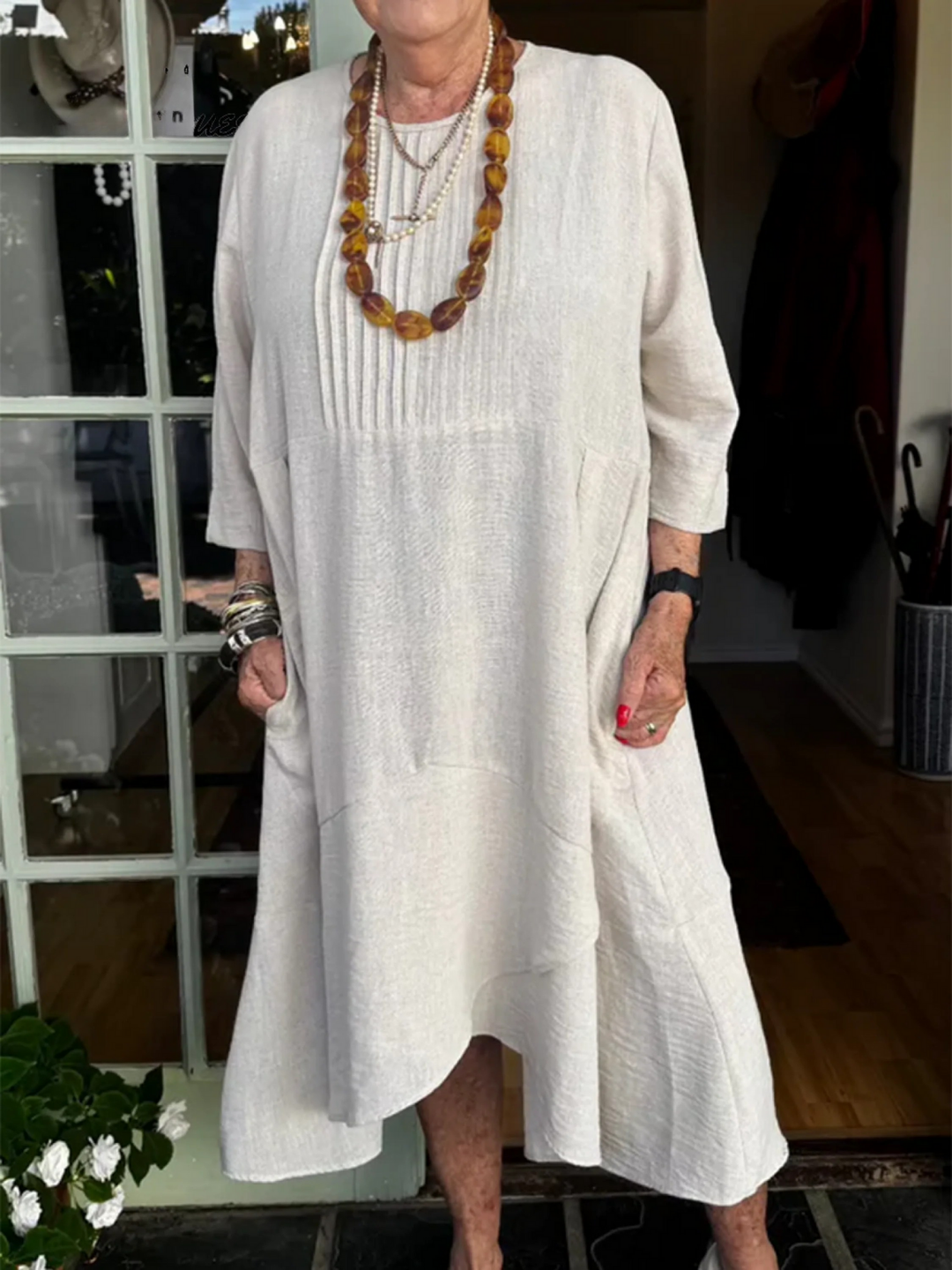 Hannah | Linen dress with accordion pleats and irregular hem for a chic and casual style