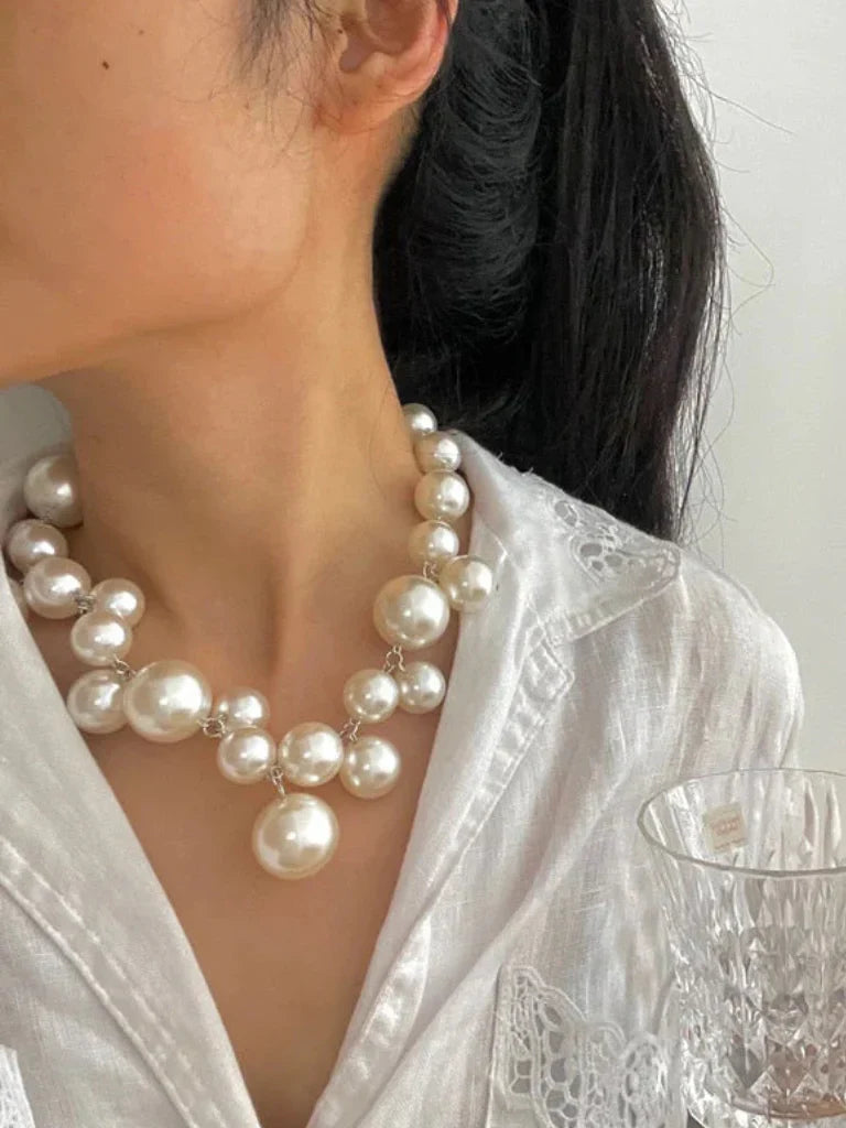 Maria | Bold Pearl Necklace