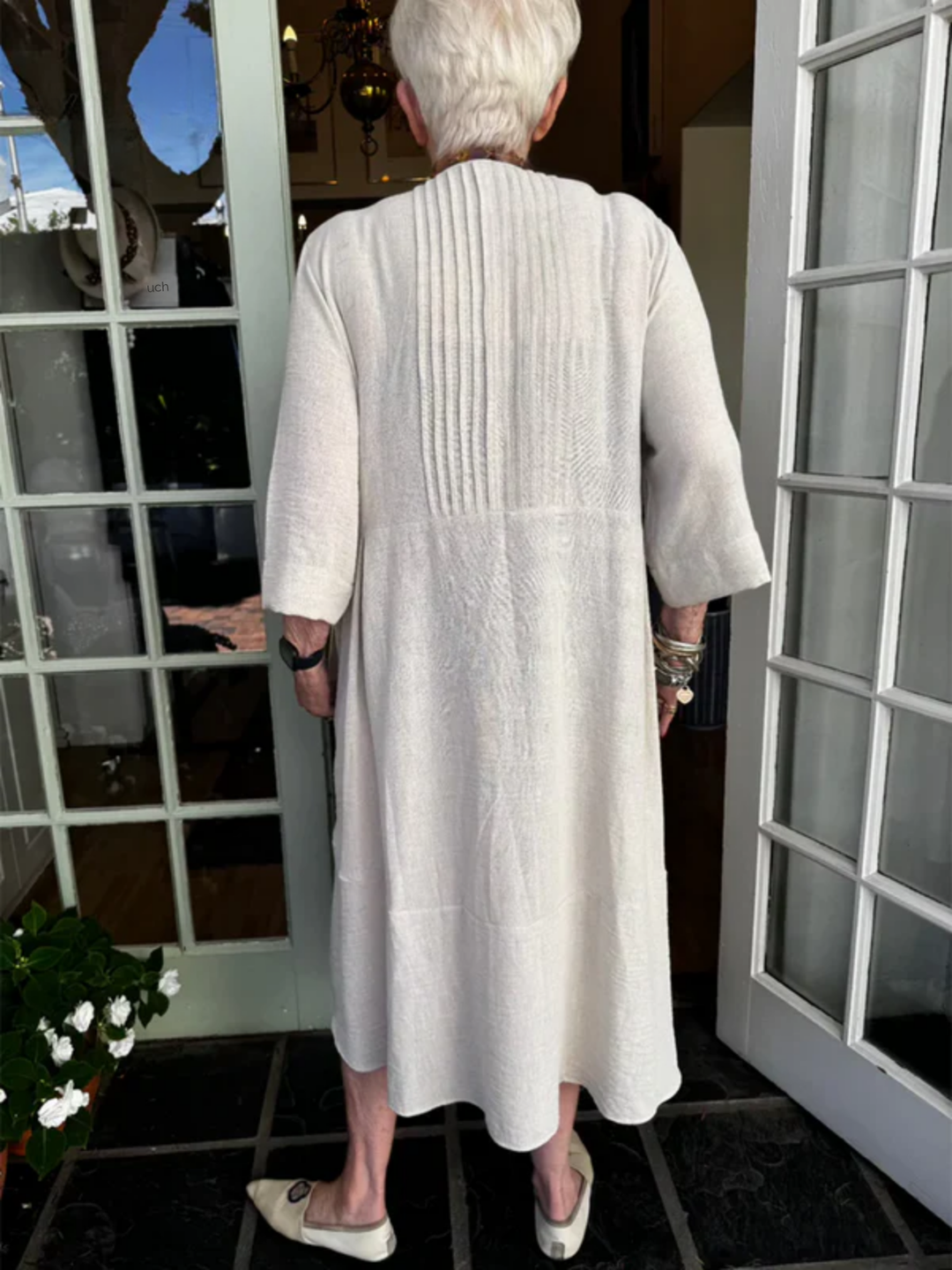 Hannah | Linen dress with accordion pleats and irregular hem for a chic and casual style