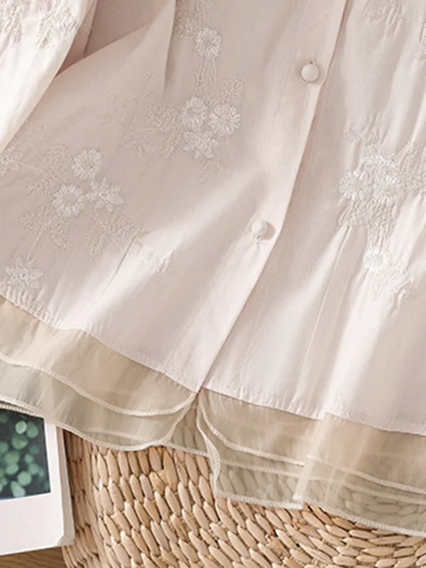 Quinn | Retro embroidered shirt with 3/4 sleeves and patchwork details