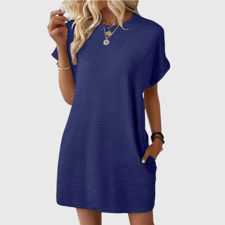 Pauline – Casual Minimalist Round Neck Summer Dress