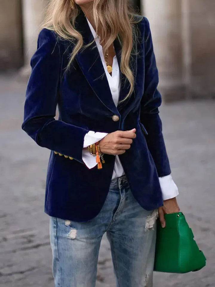 Luna | Slim Fit Velvet Blazer