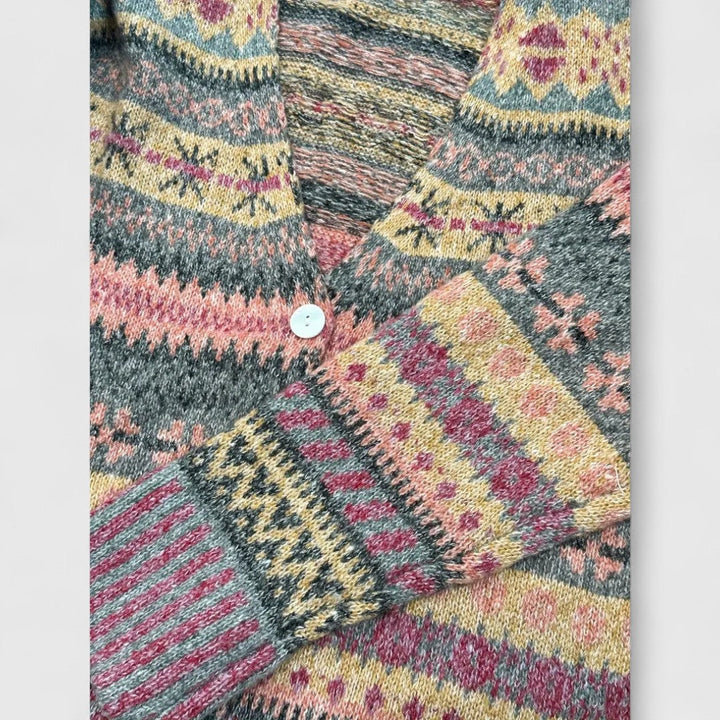 Isadora - Elegant Cardigan