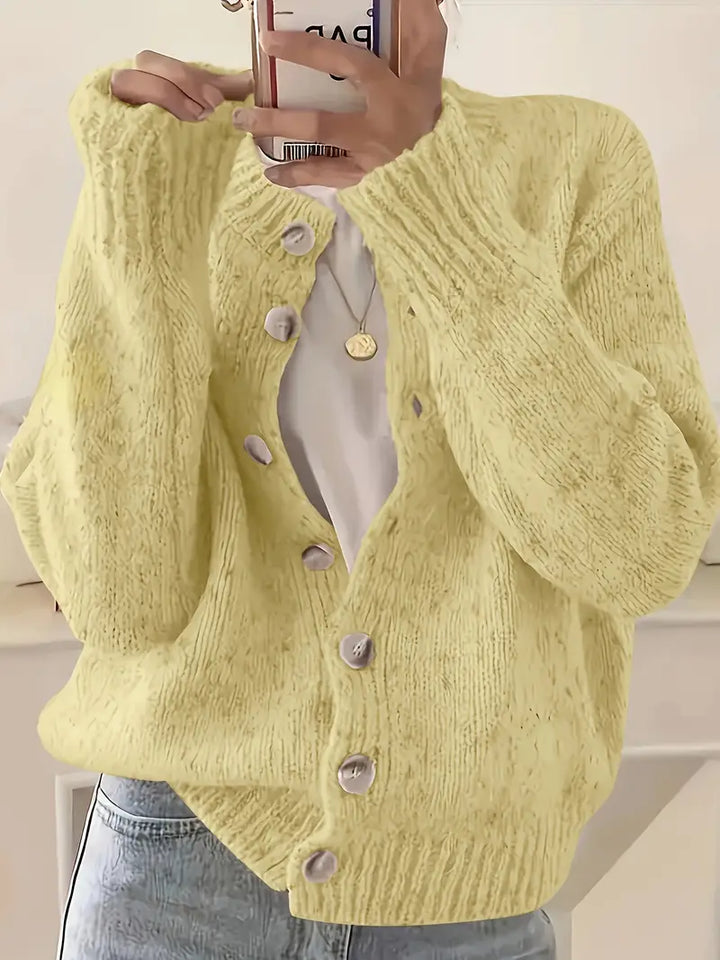 Adela – Elegant Cardigan