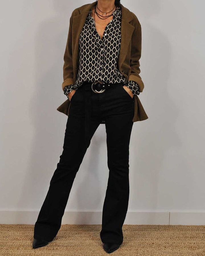 Ariana | Casual Shirt with V-Neck