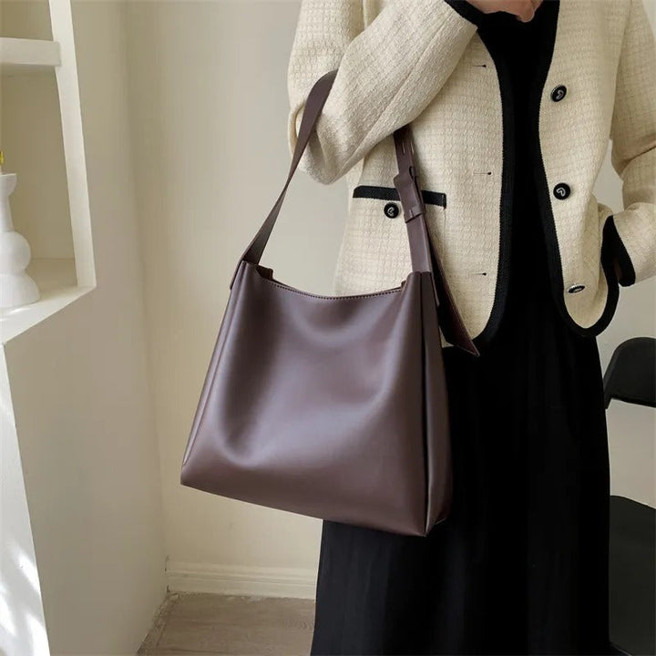 Arabella | Spacious Grand Tote for Refined Style