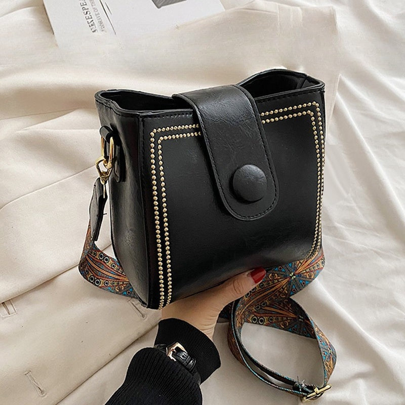 Charlotte | Vintage Shoulder Bag with Adjustable Strap