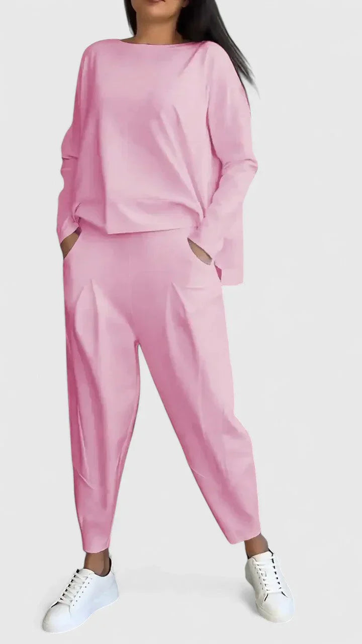 Ingrid | Comfortable and Elegant 2-Piece Outfit