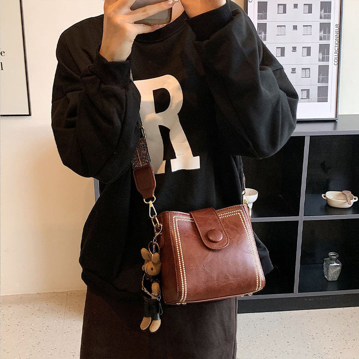 Charlotte | Vintage Shoulder Bag with Adjustable Strap