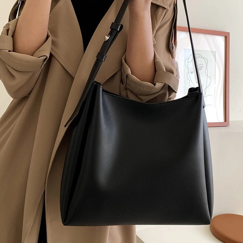 Arabella | Spacious Grand Tote for Refined Style