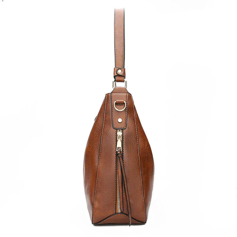 Florence | Leather Shoulder Bag with Elegant Touch