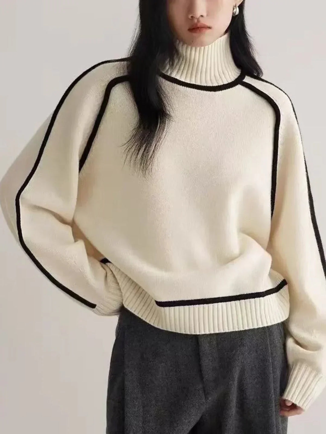 Verity | Sophisticated and Cozy Turtleneck Sweater