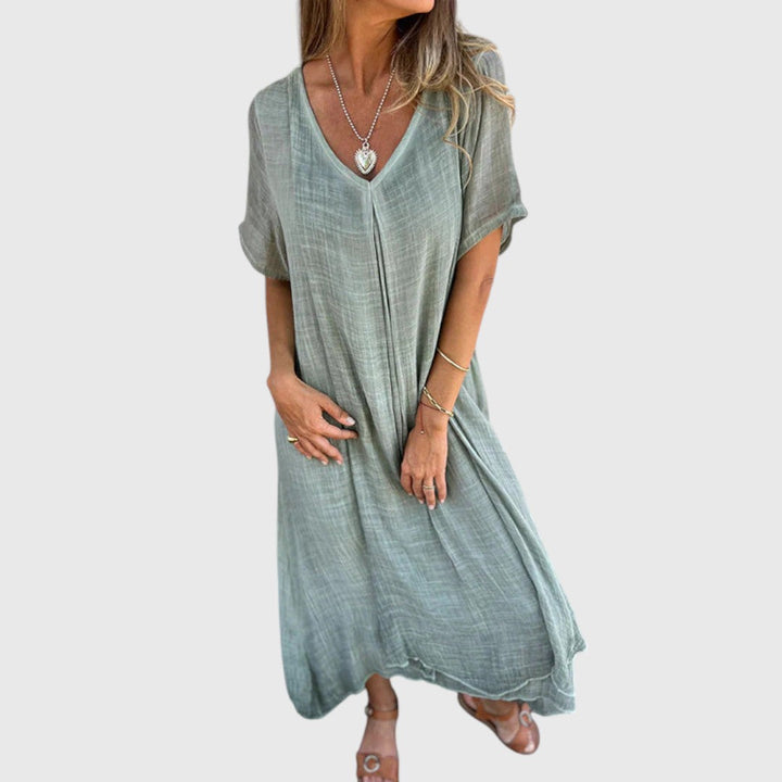 Lisanne - Comfortable dress with V-neck