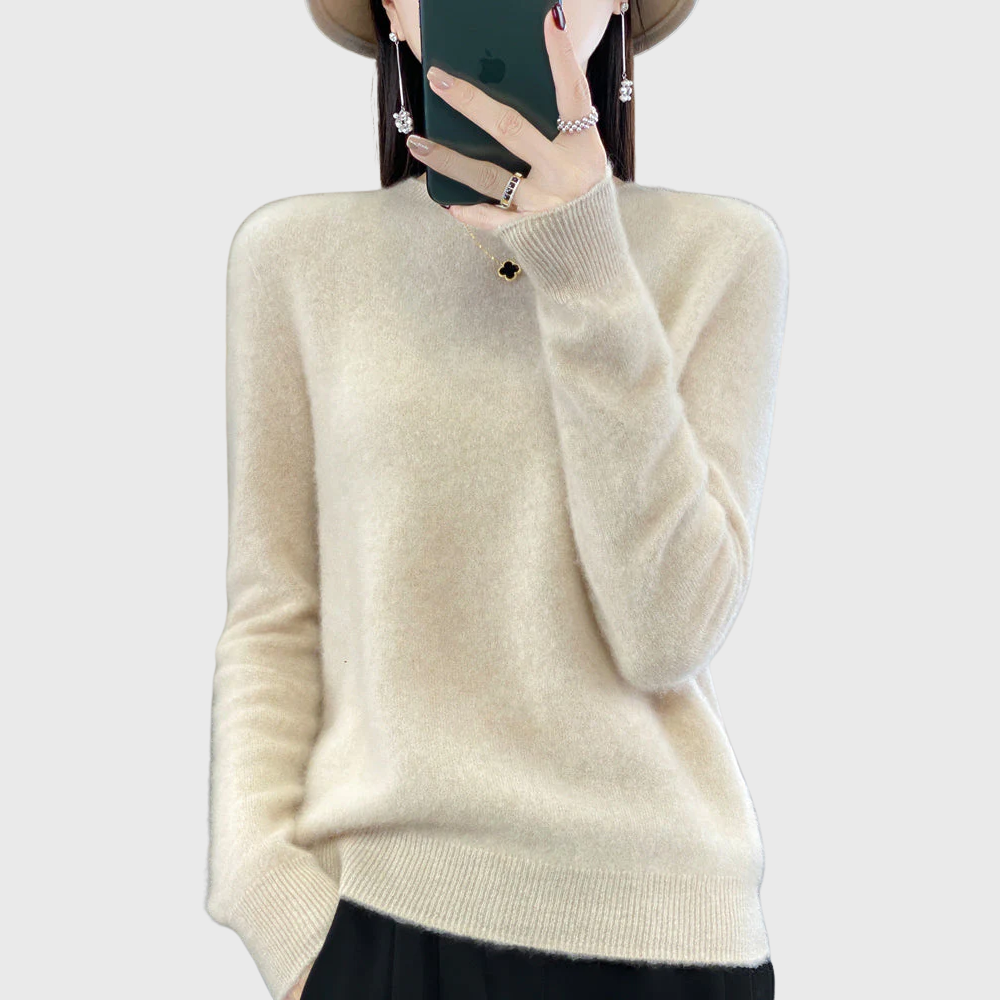 Olivia | Warm Sweater for Cold Days