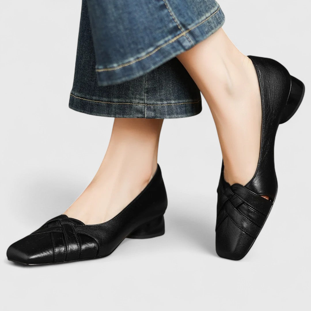 Tracey – Elegant Braided Low Heel Pumps