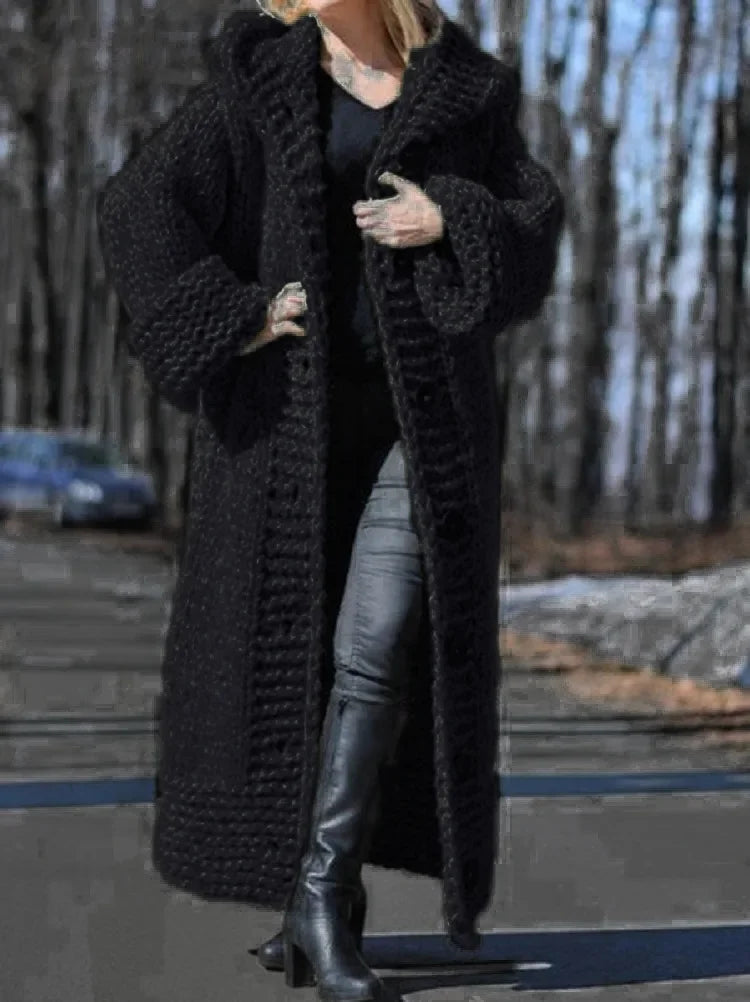 Carol | Elegant perfectly fitted coat for unparalleled comfort and sophistication