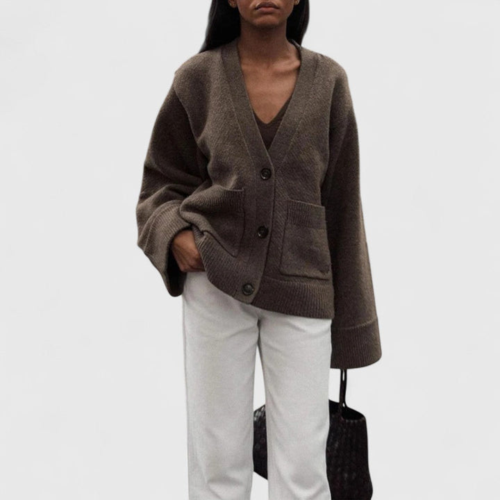 Etta– V-Neck Knitted Cardigan