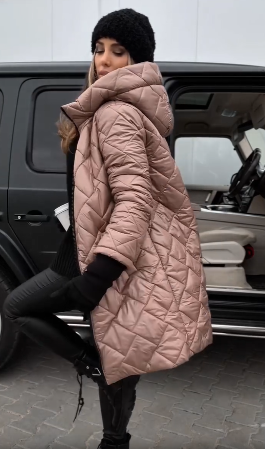 Kate | Elegant Quilted Down Jacket with Hood
