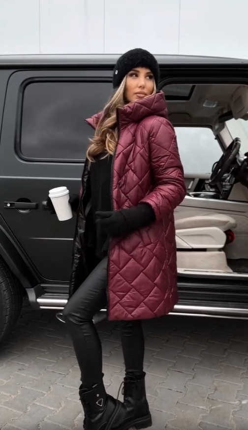 Kate | Elegant Quilted Down Jacket with Hood