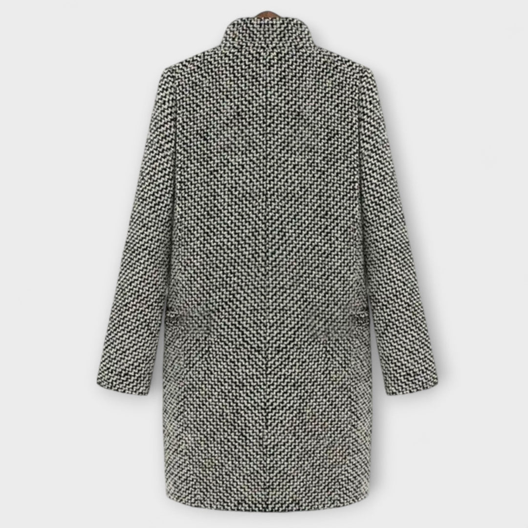 Annette – Timeless Heritage Houndstooth Coat