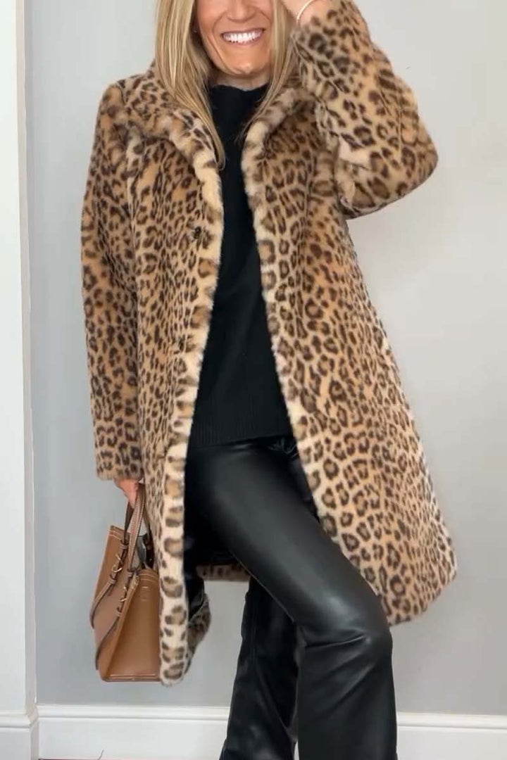 Lizzie | Long leopard print coat for bold elegance